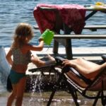 Lyla splashing Shelley