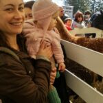 Noelia and Inez checking out the animals