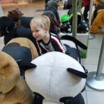Giant panda at Bayshore mall